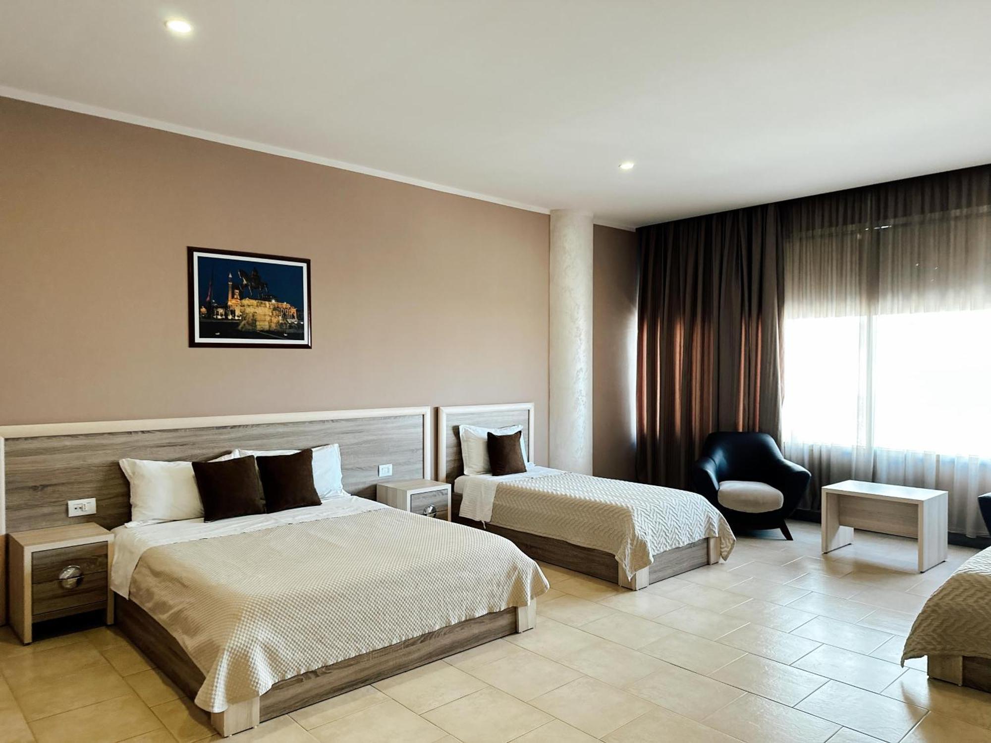 Hotel Terminal Tirana Bregu i Lumit Luaran gambar