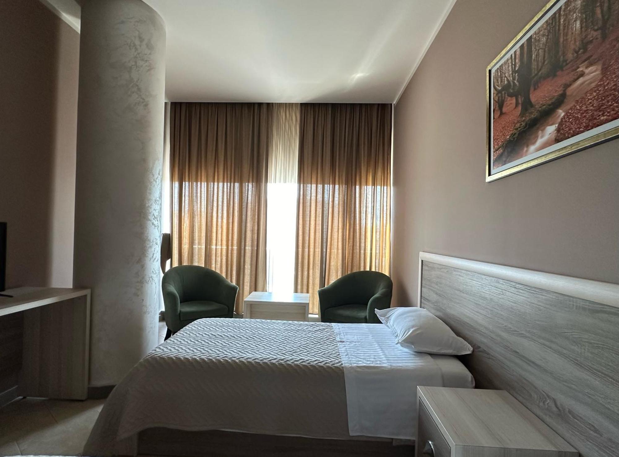 Hotel Terminal Tirana Bregu i Lumit Luaran gambar